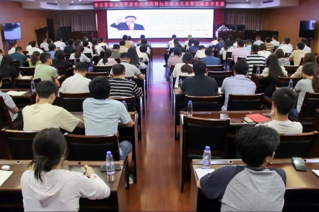 俞文生赴壹号平台注册链接_壹号平台下载安装官网首页国内工程公司讲授主题教育专题党课